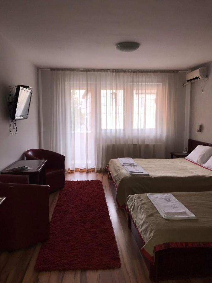 Hotel Tri "O" Topola Esterno foto